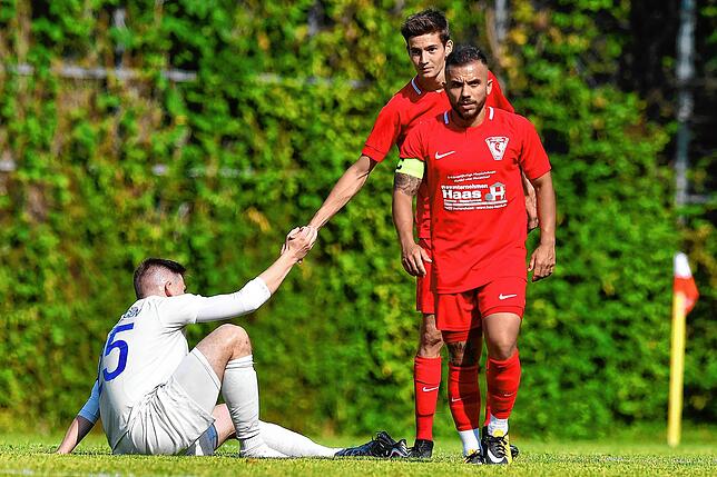 Bild 5: FC Erzingen verliert beim SV Ballrechten-Dottingen mit 0:4 &ndash; und wir haben Bilder!