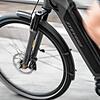 (Symbolbild) Eine Frau ist nach einem Fahrrad-Unfall auf dem Bodenseeradweg ihren Verletzungen erlegen.