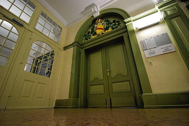 Das Amtsgericht in Überlingen in der Bahnhofstraße. In Saal 108 finden in der Regel die Strafprozesse statt.