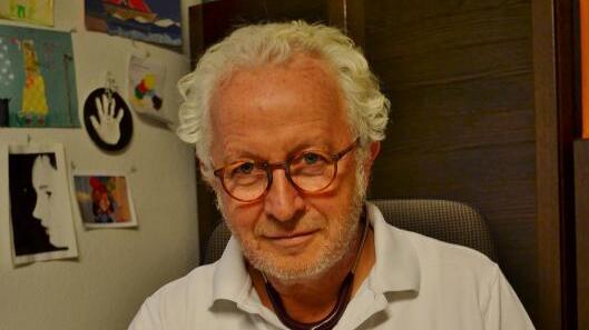 Der Donaueschinger Hausarzt Clemens Willmann sucht einen Nachfolger für seine Praxis an der Karlstraße. Bild: Manfred Beathalter
