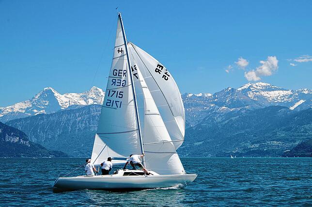 Ein H-Boot auf dem Bodensee. Der Bootstyp gilt als VW Golf der deutschen Binnengewässer. Die Ott-Werft besitzt eine von weltweit nur ...