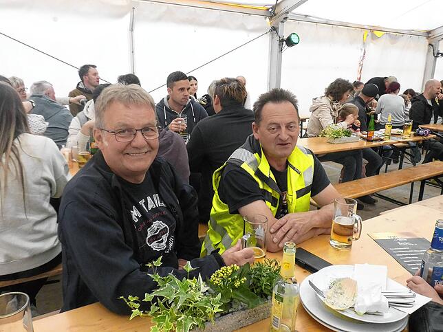 Bild 23: Den Abschluss des dreitägigen Festes „100 Jahre Kieswerk Häring“ machte der Musikverein Lottstetten