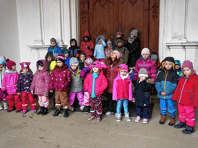 Viel Beifall verdienten sich die Kinder aus dem AWO-Kinderhaus Rheinau durch ihre Gesangs- und Tanzaufführungen.