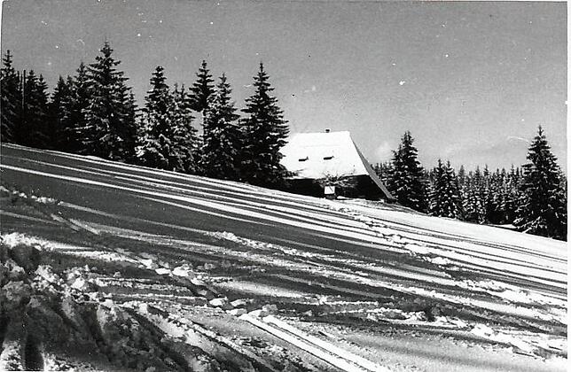 Das Heidenschlössle auf einem undatierten Bild in einem der berühmten schneereichen Furtwanger Winter.