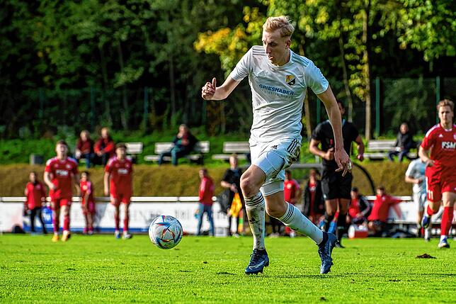Bild 13: SV 08 Laufenburg verliert gegen den FSV Rot-Weiß Stegen mit 1:2 &ndash; und wir haben Bilder!