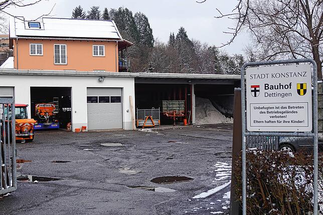 Der Bauhof in Dettingen liegt zwar am Ortsrand, ist aber von drei Seiten von Wohnbebauung umgeben. Er soll am Standort der ehemaligen ...