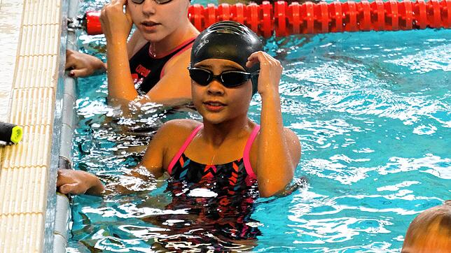 Das Hallenbad ist wieder mit Leben gefüllt. Die Singener Schwimm-Sport-Freunde dürfen wieder im Wasser trainieren, unter Einhaltung ...
