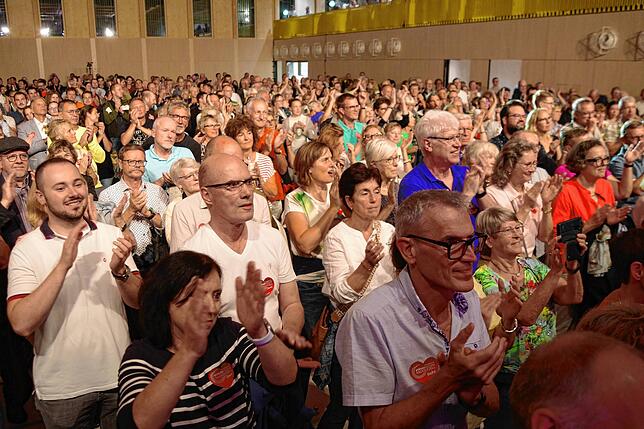 Bild 41: Alle Bilder vom Benefiz-Konzert der Bundeswehr Big Band in der Markolfhalle