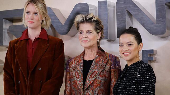 Dieses Schauspielerinnen-Trio gibt bei &bdquo;Terminator &ndash; Dark Fate&ldquo; den Ton an: Mackenzie Davis (von links), Linda ...