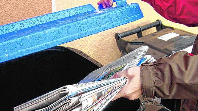 Im Kreis Lörrach soll es eine blaue Tonne in kommunaler Regie geben. BILD: GRA