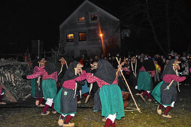 Bild 34: Alle Bilder des Hugeloh Narrenspiels