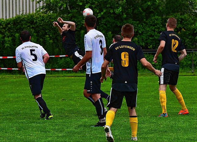 Bild 13: Reserve des FC Schlüchttal siegt im Rothaus-Bezirkspokal mit 3:2 beim SV Luttingen &ndash; und wir haben Bilder!