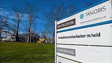 Für ihr Werk Rhina sucht die Taniobis derzeit Mitarbeiter. In Goslar hingegen baut das Unternehmen 60 Stellen ab.
