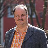 21: W. Schuster, 60, Bild von 2014