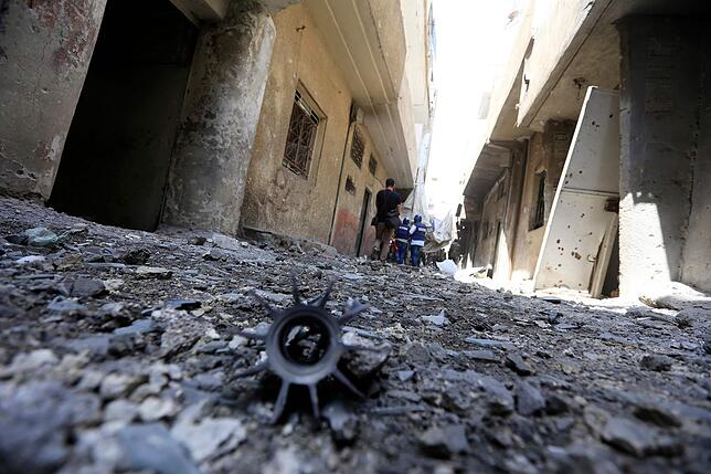Im Süden der syrischen Hauptstadt Damaskus sind die Straßen verwüstet.
