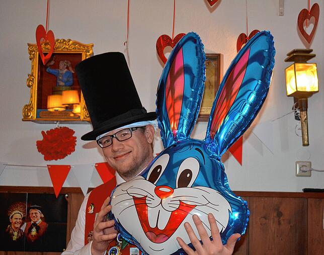 Immer schön „Ja, Hase“ zur Narrenmutter sagen: Diesen Tipp bekam Narrenvater Achim Friesenhagen bei der närrischen Trauung ...