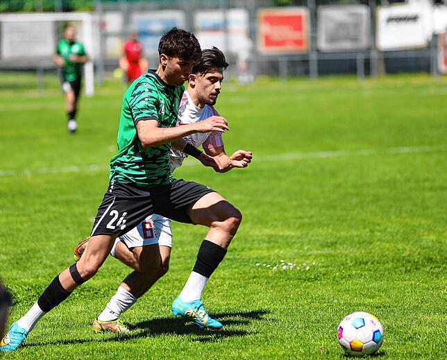 Bild 14: Vor Meisterfeier: Türk. SV Singen und VfR Stockach trennen sich 1:1. Wir haben die besten Bilder.