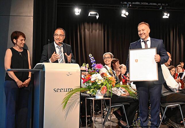 Von links: Sandra Domogalla, Alessandro Ribaudo und Matthias Weckbach