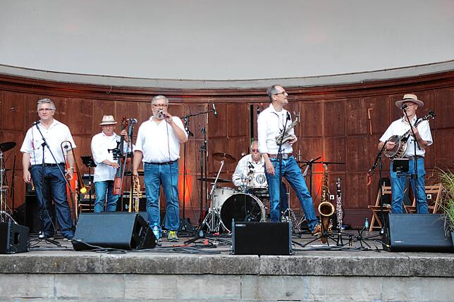 Bild 23: Partystimmung im Stadtgarten: So stimmt sich Konstanz aufs Seenachtfest ein