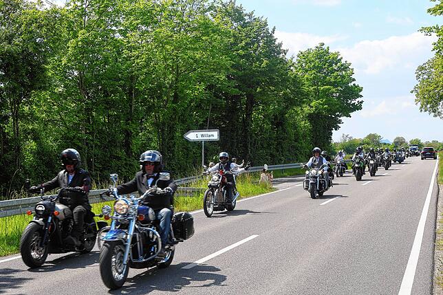 Bild 28: Diese Motorradfahrer sorgen am Bodensee für Staunen - so schick!