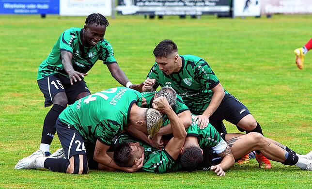 Bild 7: Die besten Bilder vom Duell zwischen dem FV Walbertsweiler-Rengetsweiler und dem VfR Stockach