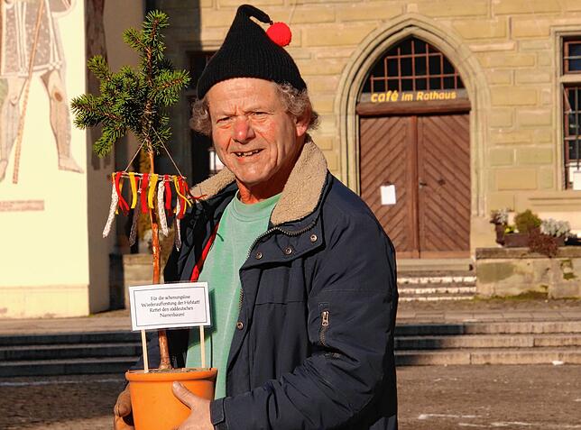 Bild 4: Und die Fasnet lebt: Der Schmotzige Donnerstag in Überlingen im Corona-Jahr