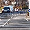 Auf der Villinger Stadtbrücke ist seit Wochen eine Spur gesperrt. Derzeit wird das Geländer repariert.