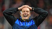 In der Winterpause der Spielzeit 2011/2012 übernimmt Streich die Aufgabe als Cheftrainer: Bereits beim ersten Spiel kann er sich beim ...