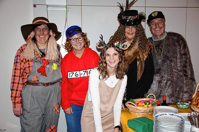 Bild 27: Fasnacht-Highlights in Wald: Unvergessliche Bilder vom Rathaussturm und Schülerbefreiung!