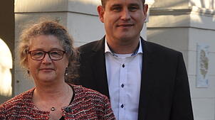 Karin Heining und Bürgermeister Dirk Harscher.