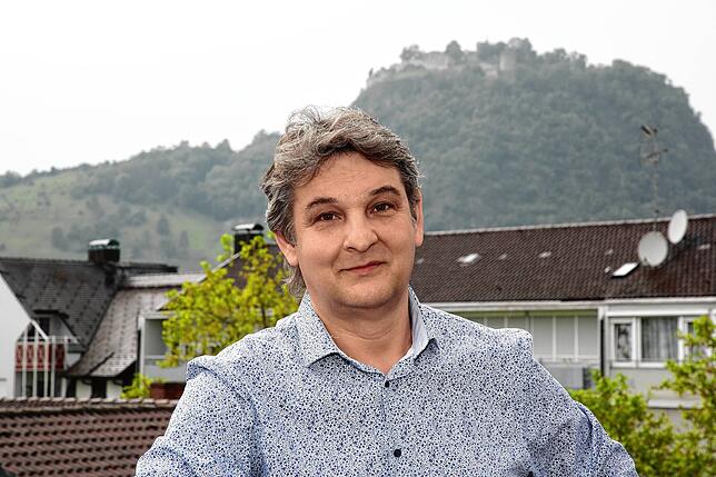 Bild 5: Jetzt will Hausen an der Reihe sein: Unterwegs mit Bernd Häusler und Ortsvorsteherin Claudia Ehret
