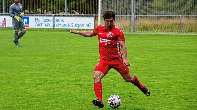 Königsfelds Spielertrainer Erik Raab trifft am Sonntag auf seinen Ex-Verein. Mit der DJK Donaueschingen wurde Raab 2019 Landesliga-Meister.