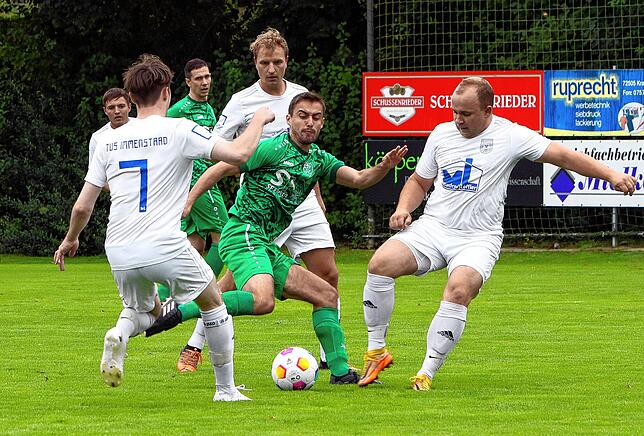 Bild 22: Die besten Bilder vom Duell zwischen dem TSV Aach-Linz und dem TuS Immenstaad