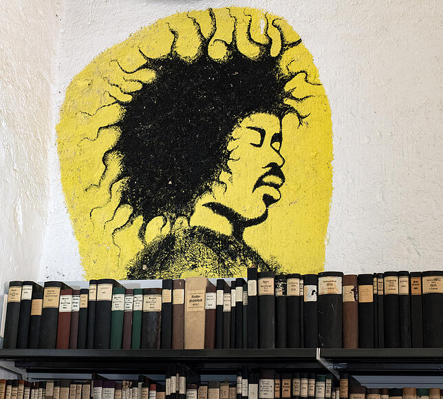 Gitarrist Jimi Hendrix in den Räumen vom Club Athene, Schloss Meßkirch. Bild: Günther Brender
