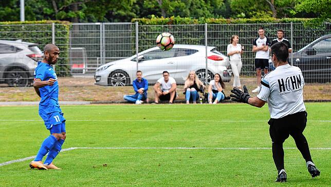 Bild 18: Klare Niederlage für SV 08 Laufenburg im Testspiel beim SV Weil &ndash; und wir haben Bilder!