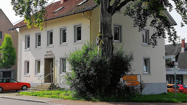 Wer darf in Zukunft in diesem Gebäude rechtmäßig praktizieren? Darum geht es im Ühlinger Ärztestreit, der gerade vor dem Landgericht ...