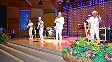 Die Paldauer fühlen sich wohl in Höchenschwand. Beim Auftritt im Kursaal feiern sie musikalisch mit den Fans aus der Region und der ...