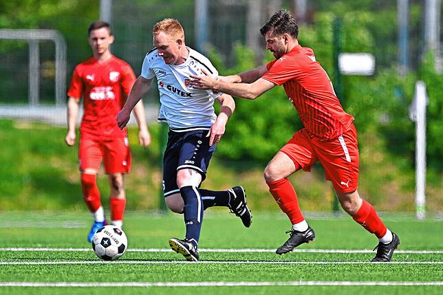 Bild 6: TuS Binzen besiegt den FC Schlüchttal mit 5:1 – und wir haben Bilder!