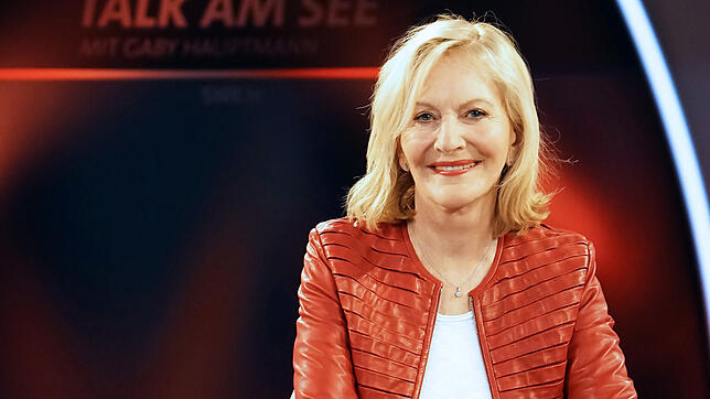 Noch zwei Mal  moderiert Gaby  Hauptmann &bdquo;Talk am See&ldquo;. Bild:  SWR / Kimmig / H. Wolff-Seybold