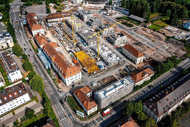 Bild 18: Rasant verändert sich das ehemalige Kasernengelände: Aktuelle Bilder und Luftbilder vom neuen Villinger Wohnpark &bdquo;Von Richthofen&ldquo;