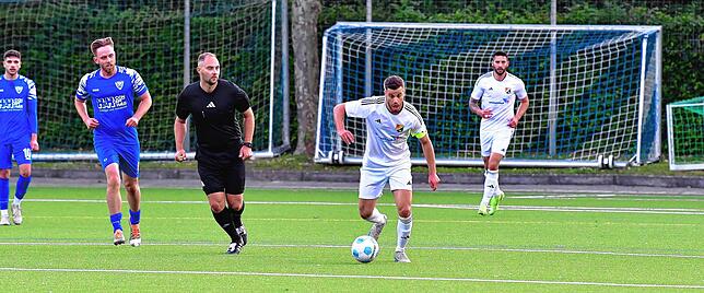 Bild 18: SV 08 Laufenburg spielt 4:4 beim SV Weil – wir haben Fotos!