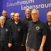 Die geehrten und neuen PSNV-Mitglieder mit der Führung. Vorne von links Helma Schliebs (25 Jahre), Danny Schmid (neu), Johannes Kohler ...