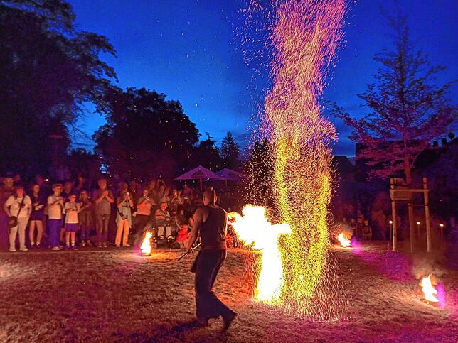 Bild 18: Bilderstory: Ein voller Erfolg war der vierte "Park in Flammen" in Ühlingen