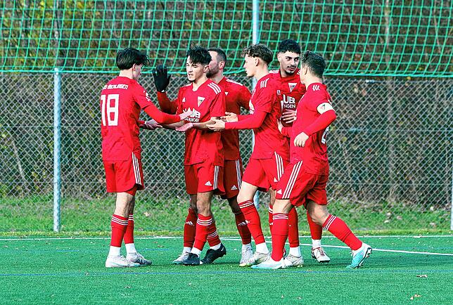 Bild 10: Die besten Bilder vom Spiel zwischen dem FC Überlingen und dem FC Öhningen-Gaienhofen