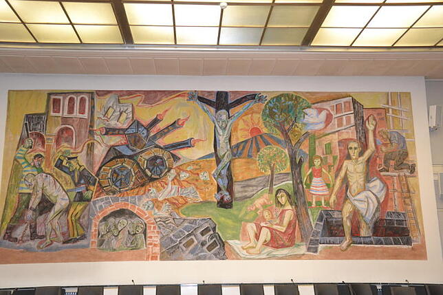 Das Wandgemälde von Otto Dix im Singener Ratssaal widmet sich bezeichnenderweise dem Thema "Krieg und Frieden". Während der ...