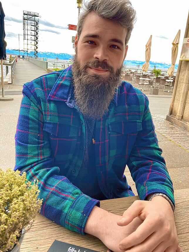 Alexander Broschek so ganz privat: Friedrichshafen ist seine Heimatstadt. Inzwischen ist er aber auch in Tettnang, Mannheim und ...