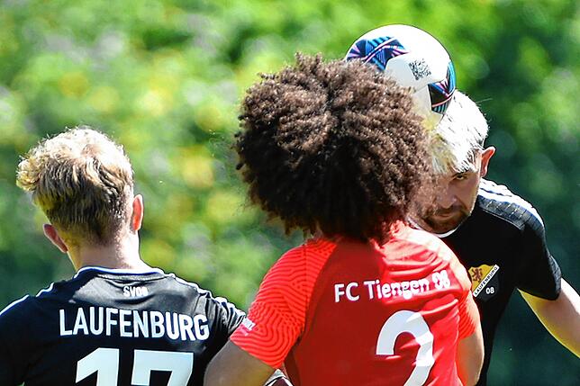 Bild 28: FC Tiengen 08 gewinnt Derby gegen den SV 08 Laufenburg mit 3:2 – und wir haben Bilder!