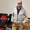60 Säcke Sicherheitsausrüstung für Autobahnmeistereien lagern im Besprechungsraum seiner Firma. Bernd Nehrke, Chef von Ropesolutions in ...