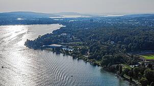 Aus dem See kommt die Wärme: Als erster Bereich in Konstanz soll das Gebiet rund um die Bodensee-Therme einschließlich Teilen des ...