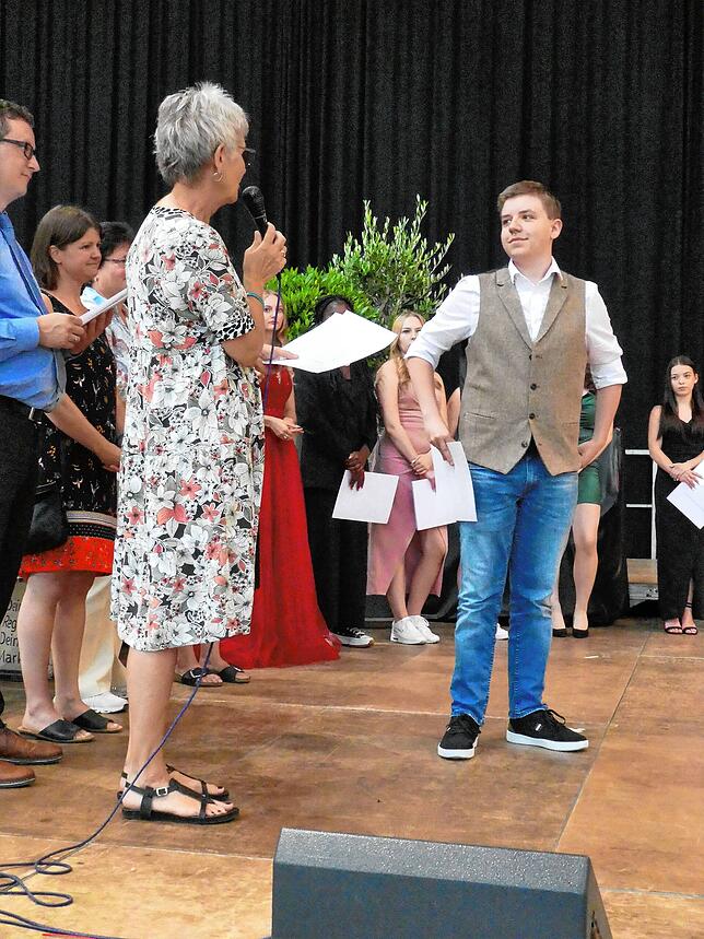 Bild 19: Bilder von der Zeugnisübergabe am Schulverbund Nellenburg Stockach &ndash; Teil 4